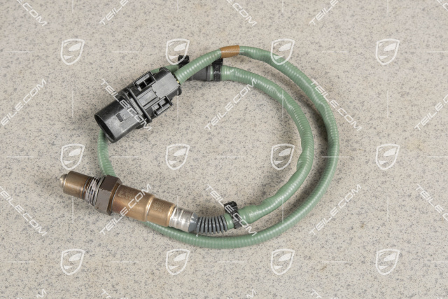 Oxygen sensor, Spyder, in front of catalytic converter