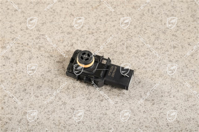 Pressure sensor, breather housing