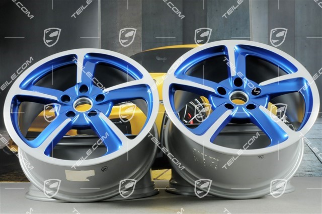 20-inch SportTechno wheel set, 8.5J x 20 ET57 + 10J x 20 x ET50, Sapphire Blue Metallic