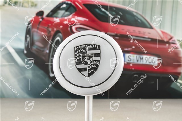 Radzierdeckel, für Innendurchmesser 66 mm, für Fuchsfelgen, eloxiert, silber mit schwarzem, geprägten Porsche Wappen