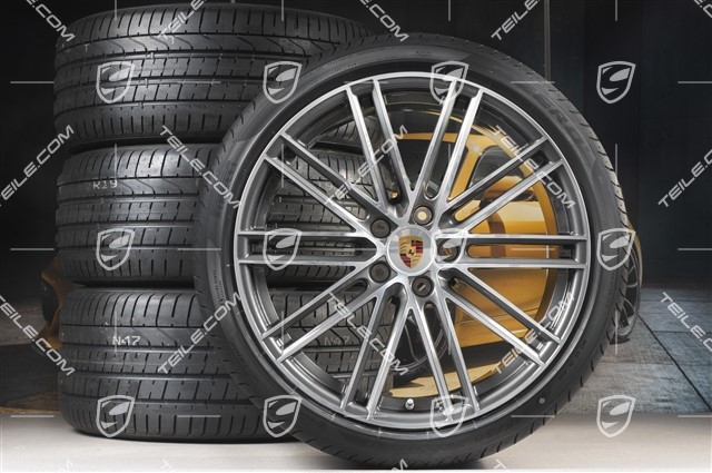 22-inch summer wheel set 911 Turbo IV Design, rims 10J x 22 ET48 + 11,5J x 22 ET61 + Pirelli summer tyres 285/35 ZR22 + 315/30 ZR22, with TPM