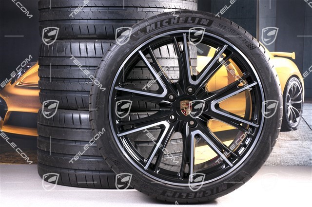 21-inch Panamera Exclusive Design summer wheel set, rims 9,5J x 21 ET71 + 11,5J x 21 ET69 + Michelin summer tires 275/35 ZR21 + 325/30 ZR21, black, with TPM