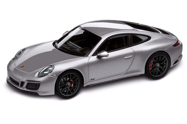 911 Carrera 4 GTS 991 II rhodium silver metallic, black 1:43 911 Carrera 4 GTS 991 II rhodium silver metallic, black 1:43