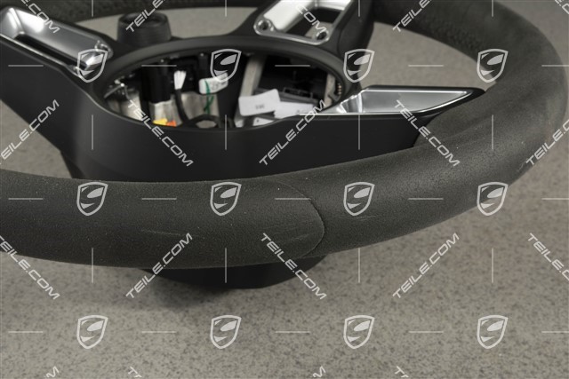 GT steering wheel, Alcantara, Black / Sport Chrono Package Plus