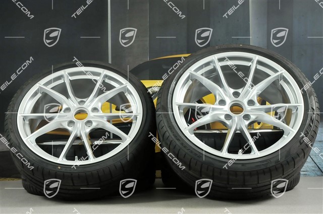 20" Carrera S summer wheels set, rims 8J x 20 ET57 + 10J x 20 ET45, tires 235/35 ZR20 + 265/35 ZR20, silver, with TPMS