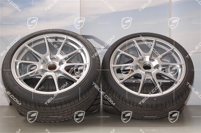 19-inch Boxster Spyder summer wheel set, silver, 10J x 19 ET42 + 8,5J x 19 ET55 + GoodYear tyres