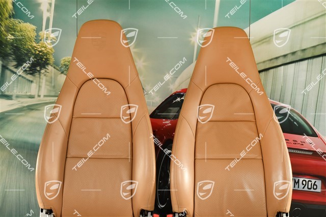 Sitze, el. einstellbar, 14 Wege, Lordosenstütze, Sitzbelüftung, Leder, beige, Porsche Wappen, L+R