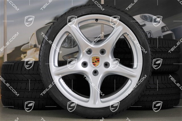 19-inch Carrera Classic summer wheel set, wheels 8J x 19 ET57 + 11J x 19 ET67 + tyres 235/35 ZR19 + 295/30 ZR19