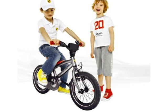 Boy's polo shirt, crest, size 140/146
