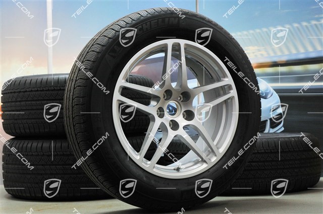 18-inch "Macan S" all-season wheel set, rims 8J x 18 ET21 + 9J x 18 ET21, Michelin tyres 235/60 ZR 18 + 255/55 ZR 18, with TPMS