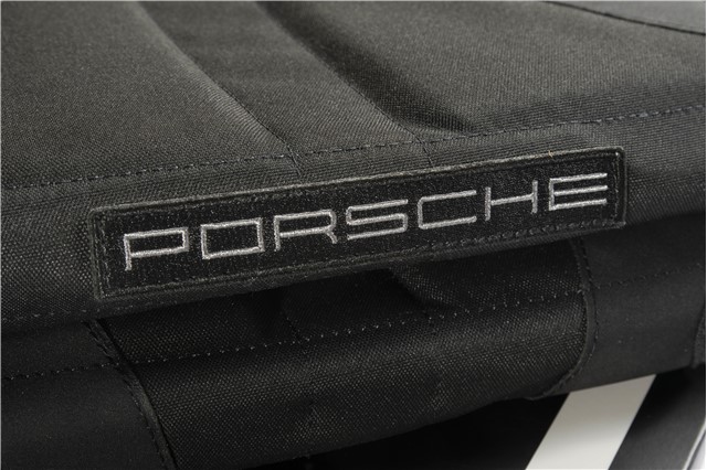 Porsche Kindersitzunterlage / Neu / Accessories / I