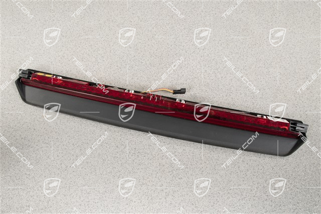 Third brake light, privacy glazing, Coupe