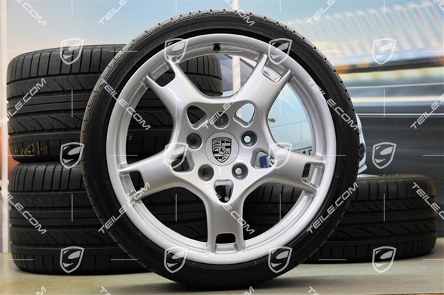 19-inch Carrera S summer wheel set, wheels 8J x 19 ET57 + 11J x 19 ET51 + tyres 235/35 ZR19 + 305/30 ZR19