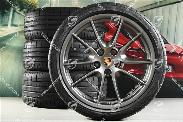 20" Carrera S Sommerräder Satz, in Platinum (seidenglanz), 8J x 20 ET57 + 9,5J x 20 ET45 + NEUE Pirelli Sommerreifen 235/35 ZR20 + 265/35 ZR20, mit RDK-Sensoren