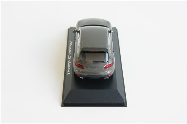 Car model Porsche Macan S Diesel, scale 1:43