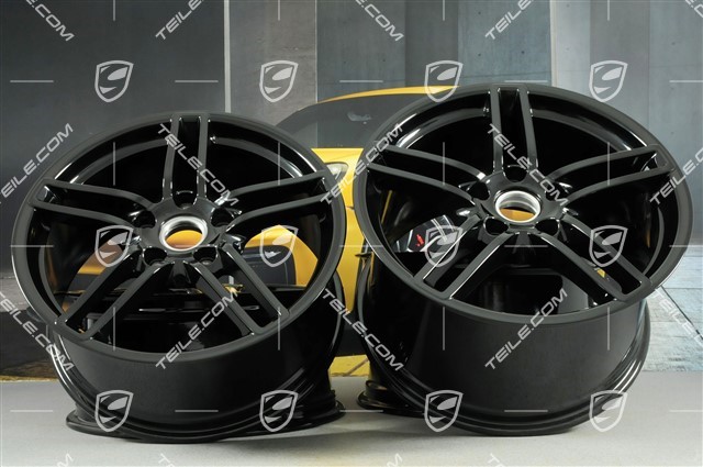 19-inch Carrera rim set, 8,5J x 19 ET54 + 11J x 19 ET69, black high gloss
