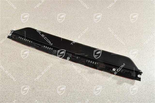 Additional brake light, boot lid / trunk