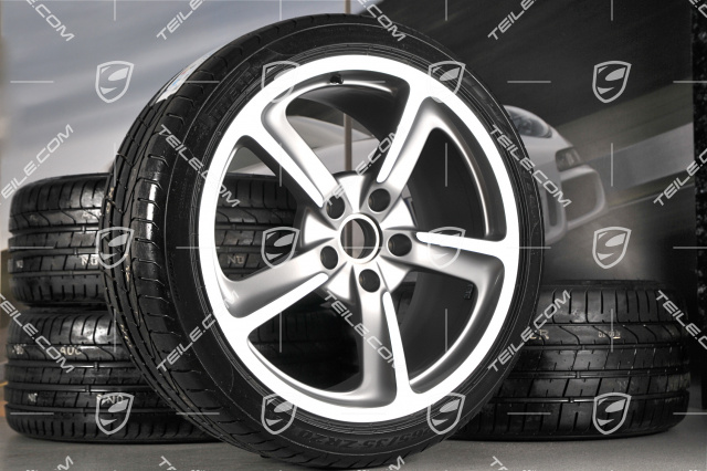 20" SportTechno Sommerräder Satz,  8,5J x 20 ET57 + 10J x 20 ET50, 235/35 ZR20 + 265/35 ZR20