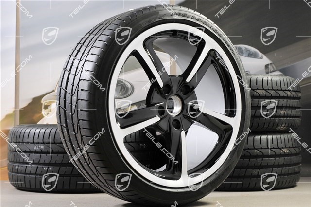 20-inch SportTechno summer wheel set, rims 8,5J x 20 ET57 + 10J x 20 ET50, summer tires Pirelli 235/35 R20 + 265/35 R20, in black, with TPM