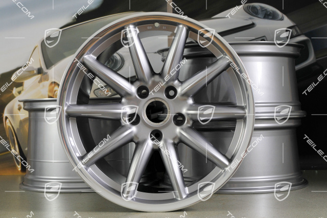 19-inch Carrera Sport wheel set, 8,5J x 19 ET55 + 11,5J x 19 ET50, GT Silver.