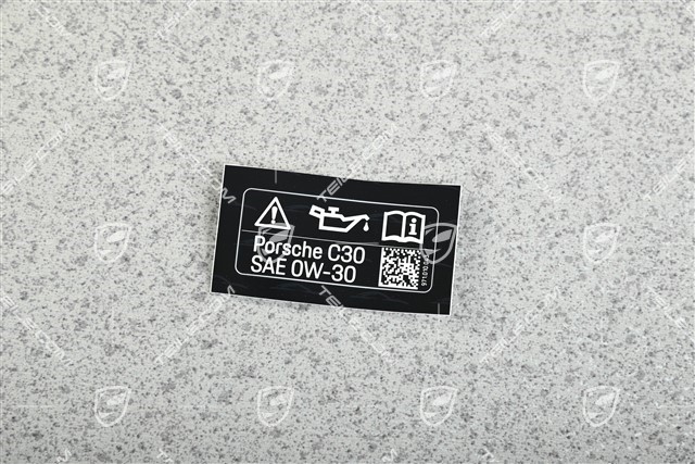 Notice sticker for recommended engine oil