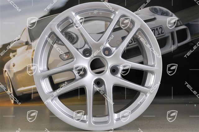 17-inch Cayman wheel, 8J x 17 ET40