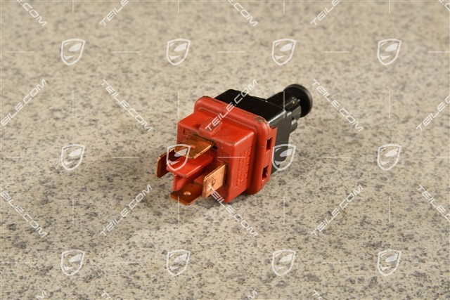 Clutch pedal switch