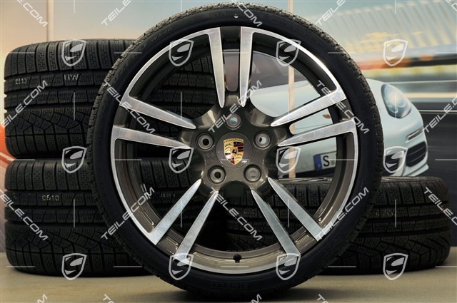 19-inch winter wheel set, 911 Turbo II, wheels 8J x 19 ET57 + 11J x 19 ET51, tyres 235/35 R19 + 295/30 R19