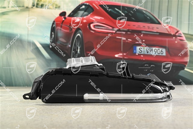Additional headlamp / direction indicator light, R