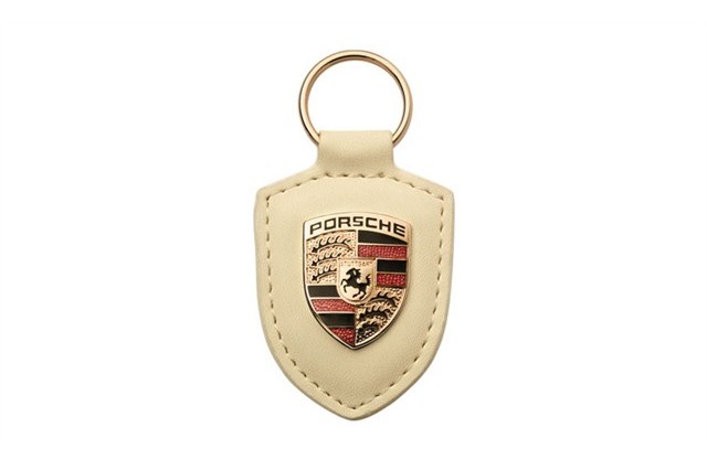Porsche Schlüsselanhänger mit Porsche Emblem - Carrera weiß WAP0500960E, Porsche  Schlüsselanhänger