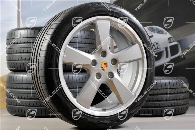 20" Sport Classic summer wheels set,GT-Silber met.,  rims 9,5J x 20 ET65 + 11,5 x 20 ET63 + summer tyres 255/40 ZR20 + 295/35 ZR20, with TPM