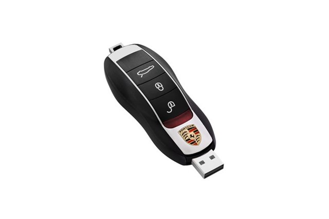 格安新品 ポルシェ DRIVE USB MOTOR フラッシュドライブメモリー 付属延長コード 8GB Black Porsche 黒 USBメモリ  - www.aquariumboka.ucg.ac.me