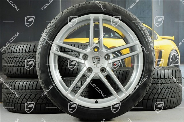 19-inch Carrera winter wheel set, 8,5J x 19 ET54 + 11J x 19 ET69, Continental winter tyres 235/40 R19 + 285/35 R19, with TPMS
