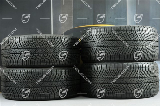 20-inch winter wheels set "Exclusive Design", rims 9,5 J x 20 ET71 + 10,5 J x 20 ET71 + Michelin Pilot Alpin 4 winter tires 275/40 R20 + 315/35 R20, platinum silver