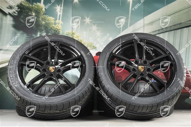 21-inch Cayenne Turbo Design summer wheel set, rims 9,5J x 21 ET46 + 11,0J x 21 ET58 +NEW Bridgestone Dueler H/P Sport summer tyres 285/40 R21 + 315/35 R21, with TPMS, black high gloss