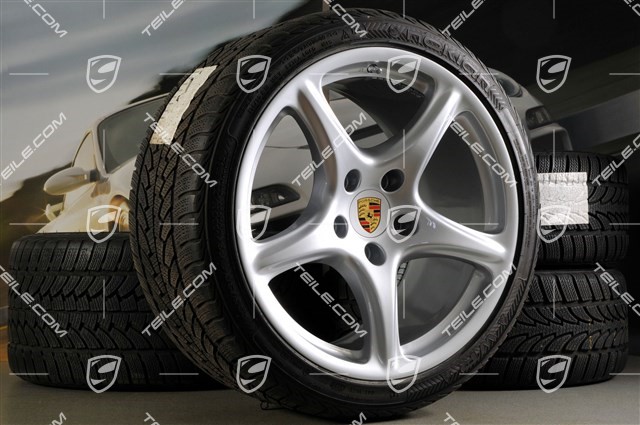 19-inch Carrera Classic winter wheel set, wheels: 8J x 19 ET57 + 11J x 19 ET 51, tyres: 235/35 R19 + 295/30 R19, without TPM