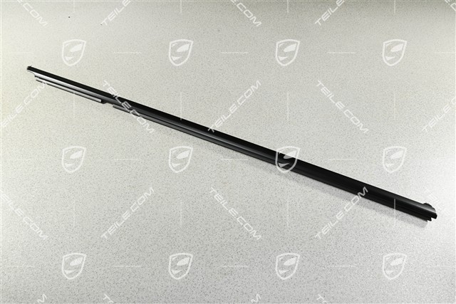 Molding trim with seal door front, Rally Black, R