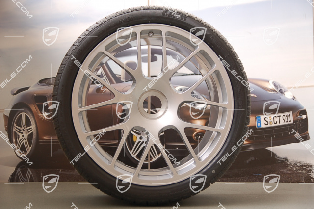 19-inch winter wheel set, RS Spyder, central locking, wheels: 8,5J x 19 ET56 + 11J x 19 ET51, tyres: 235/35 R19 + 295/30, with TPM