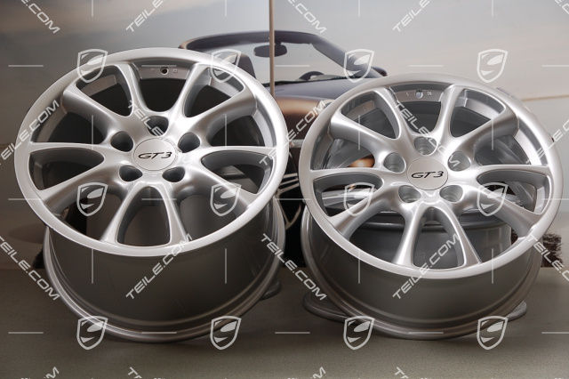 18-inch GT3, 8J x 18 ET50 + 11J x 18 ET63