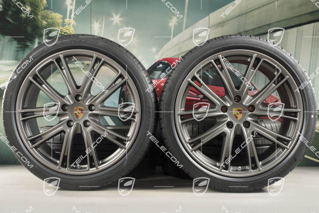 21-inch Panamera Exclusive Design summer wheel set, rims 9,5J x 21 ET71 + NEW 11,5J x 21 ET69 + Pirelli summer tires 275/35 ZR21 + 315/30 ZR21, Platinum, with TPM