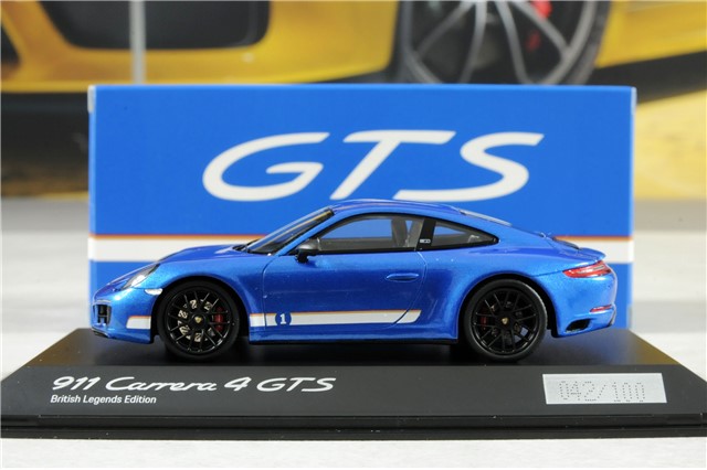 Car model Porsche 911 (991.2) Carrera 4 GTS, Exclusive Manufaktur "British Legends Edition", blue, scale 1:43, Limited Edition/100 pcs.