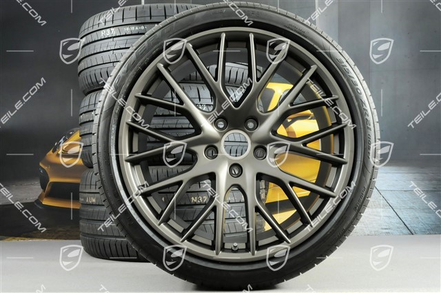 21-inch Panamera SportDesign summer wheel set, rims 9,5J x 21 ET71 + 11,5J x 21 ET69 + Pirelli summer tires 275/35 ZR21 + 315/30 ZR21, with TPM, Platinum satin matt