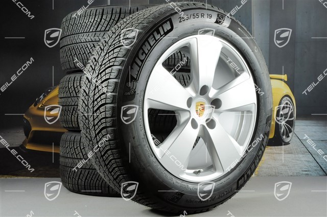 19-inch Cayenne winter wheel set, rims 8,5J x 19 ET47 + 9,5J x 19 ET54 + Michelin winter tyres 255/55 R19 + 275/50 R19, with TPMS
