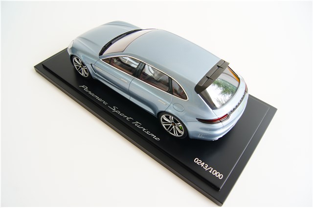 Model Panamera Sport Turismo, koncepcja studyjna, skala 1:18