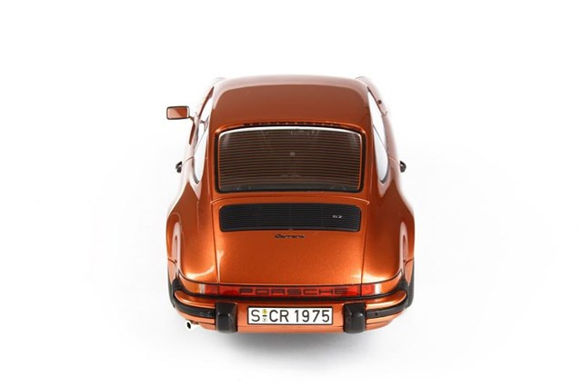 GT Spirit - Porsche 911 Carrera 2.7 1974, pomarańczowy - 1:18