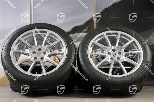 20" "Macan SportDesign" Sommerräder Satz, Felgen 9J x 20 ET26 + 10J x 20 ET19, Sommerreifen 265/45 R 20 + 295/40 R 20, mit RDK-Sensoren