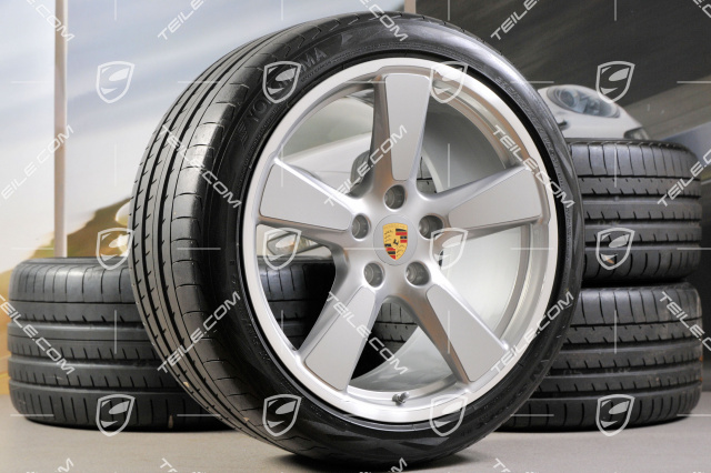 20" Sport Classic summer wheels set,GT-Silber met.,  rims 9,5J x 20 ET65 + 11,5 x 20 ET63 + summer tyres 255/40 ZR20 + 295/35 ZR20, with TPM